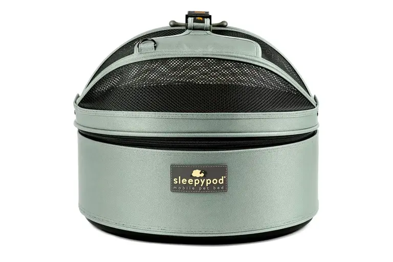 Sleepypod Sleepypod Mobile Pet Carrier Glacier Silver