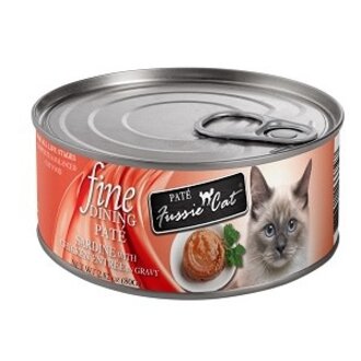 Fussie Cat Fussie Cat Fine Dining Pate Sardine with Chicken Entree in Gravy 2.82 oz.