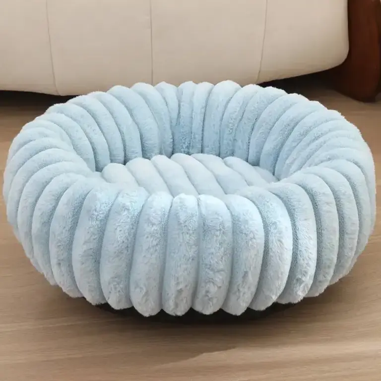 PawPaw High Density Faux Fur Round Cat Bed - Light Blue - Size 40