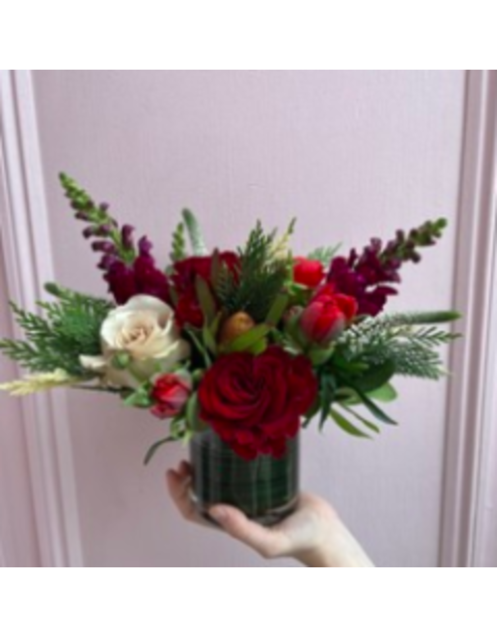 Junebug Holiday Centerpiece Flower Arranging Class - December 16th