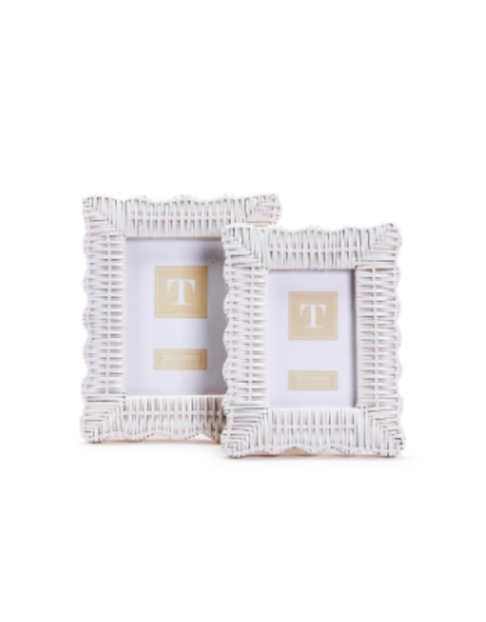 Decor Shop at Junebug White Wicker Weave Scalloped Frame 4x6