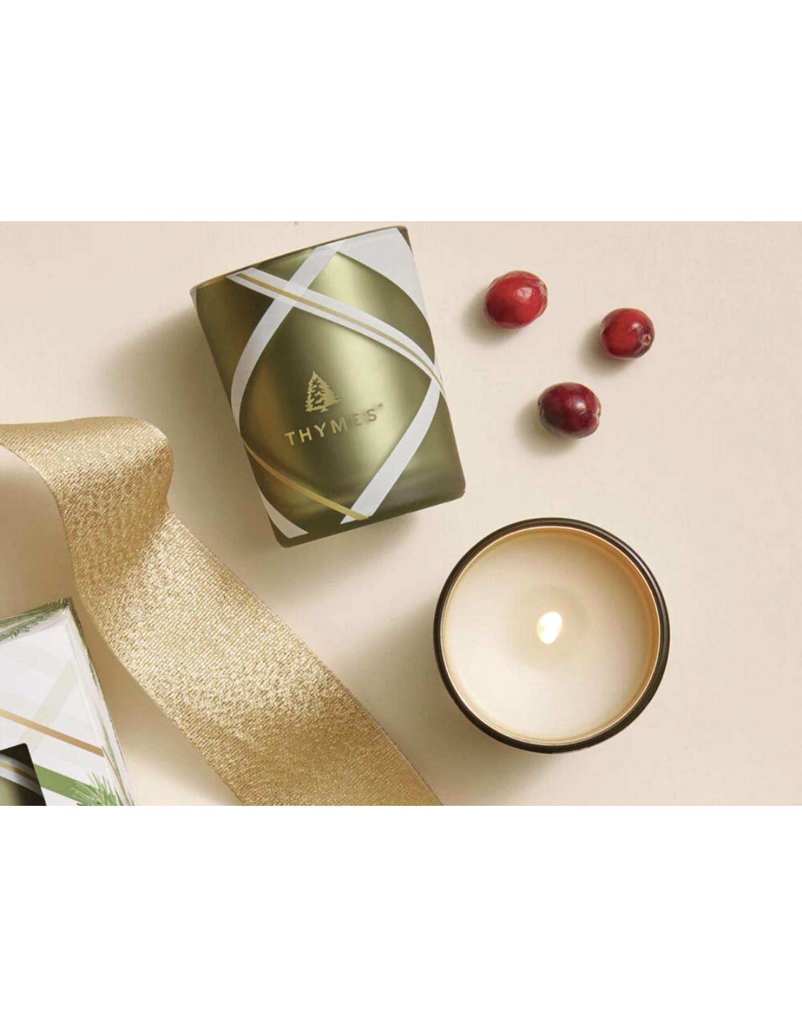 Thymes Frasier Fir Frosted Plaid 6.5 oz Candle