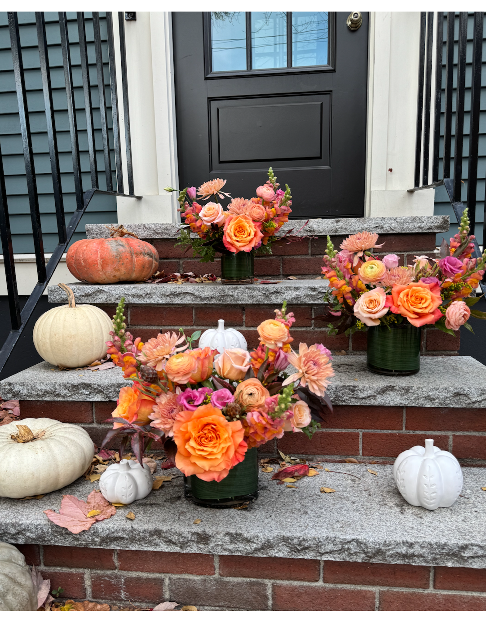 Junebug Classic Thanksgiving Arrangement