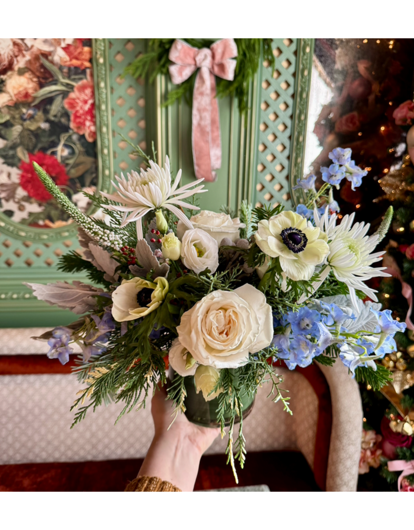 Junebug Neutral Classic Holiday Arrangement