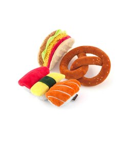 Pet P.L.A.Y. PLAY International Toy Set
