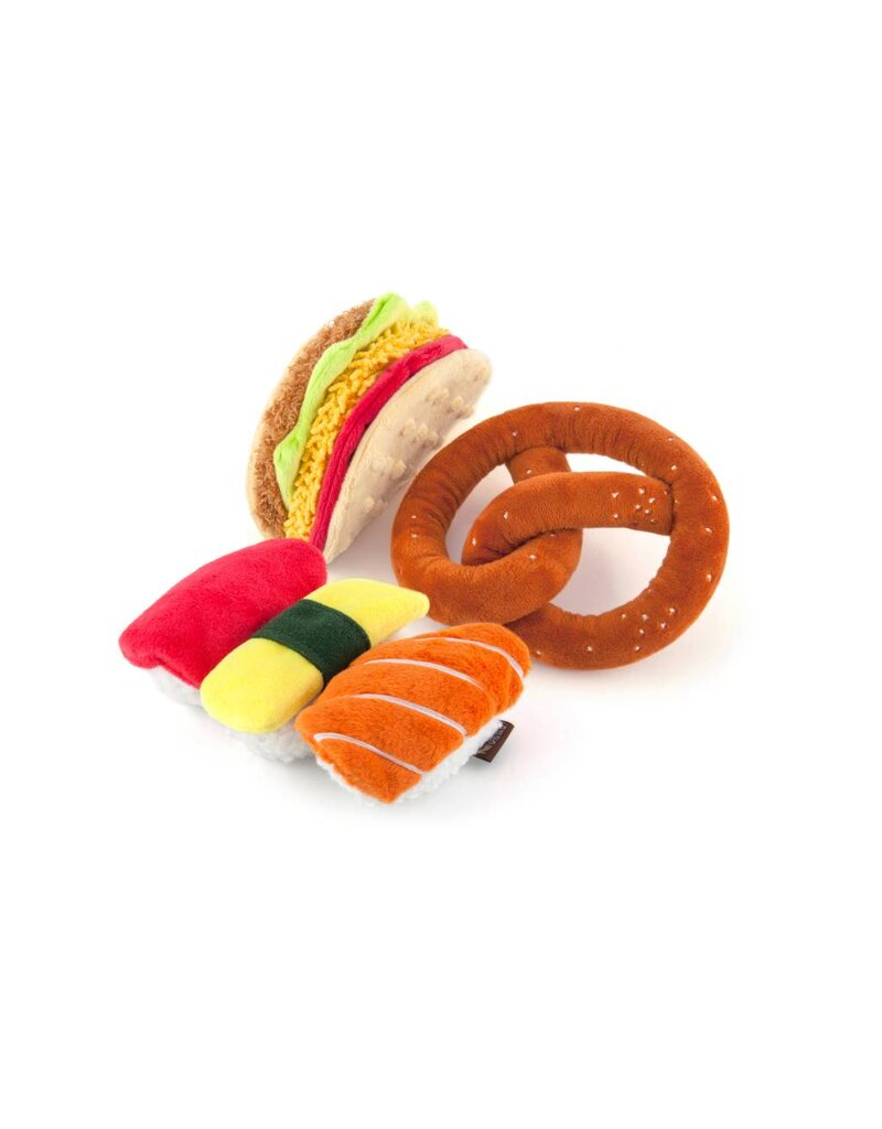 Pet P.L.A.Y. PLAY International Toy Set