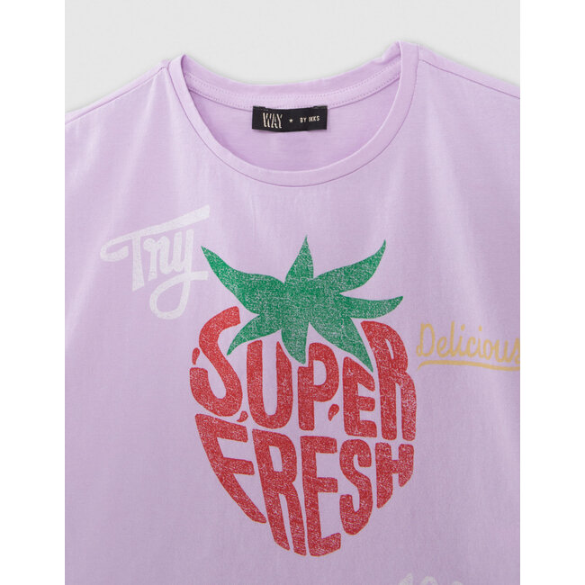 IKKS GIRLS’ LILAC T-SHIRT WITH STRAWBERRY SLOGAN PRINT