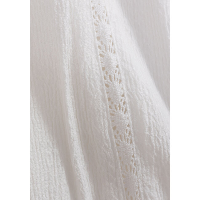 IKKS Ecru shorts with lace details bohemian spirit for girls