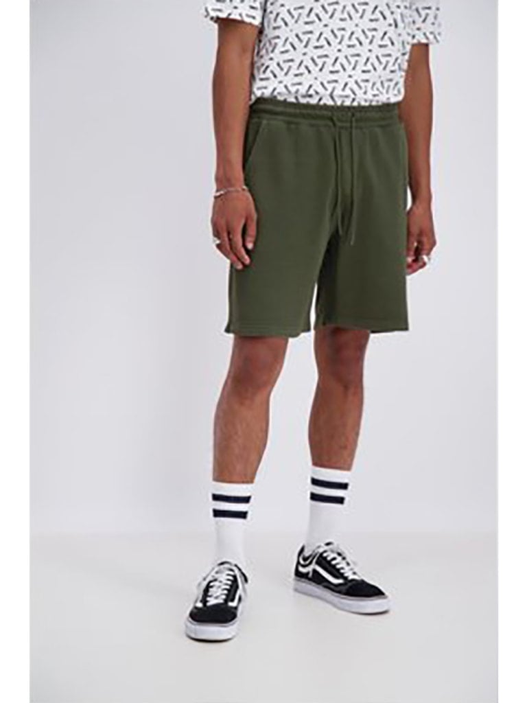 Men's Short Shorts: Retro Style is In – The Menswear Newsletter