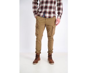 cargo-pants-style-30-025024us.jpg