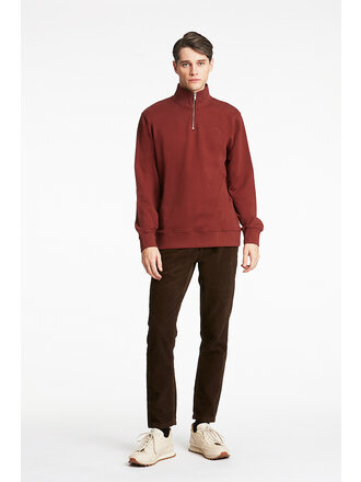 Half-Zip Sweat