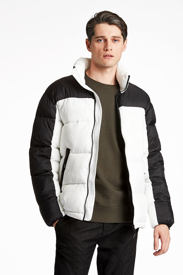 Men Quilted Padded Jacket W. Standup Collar - White