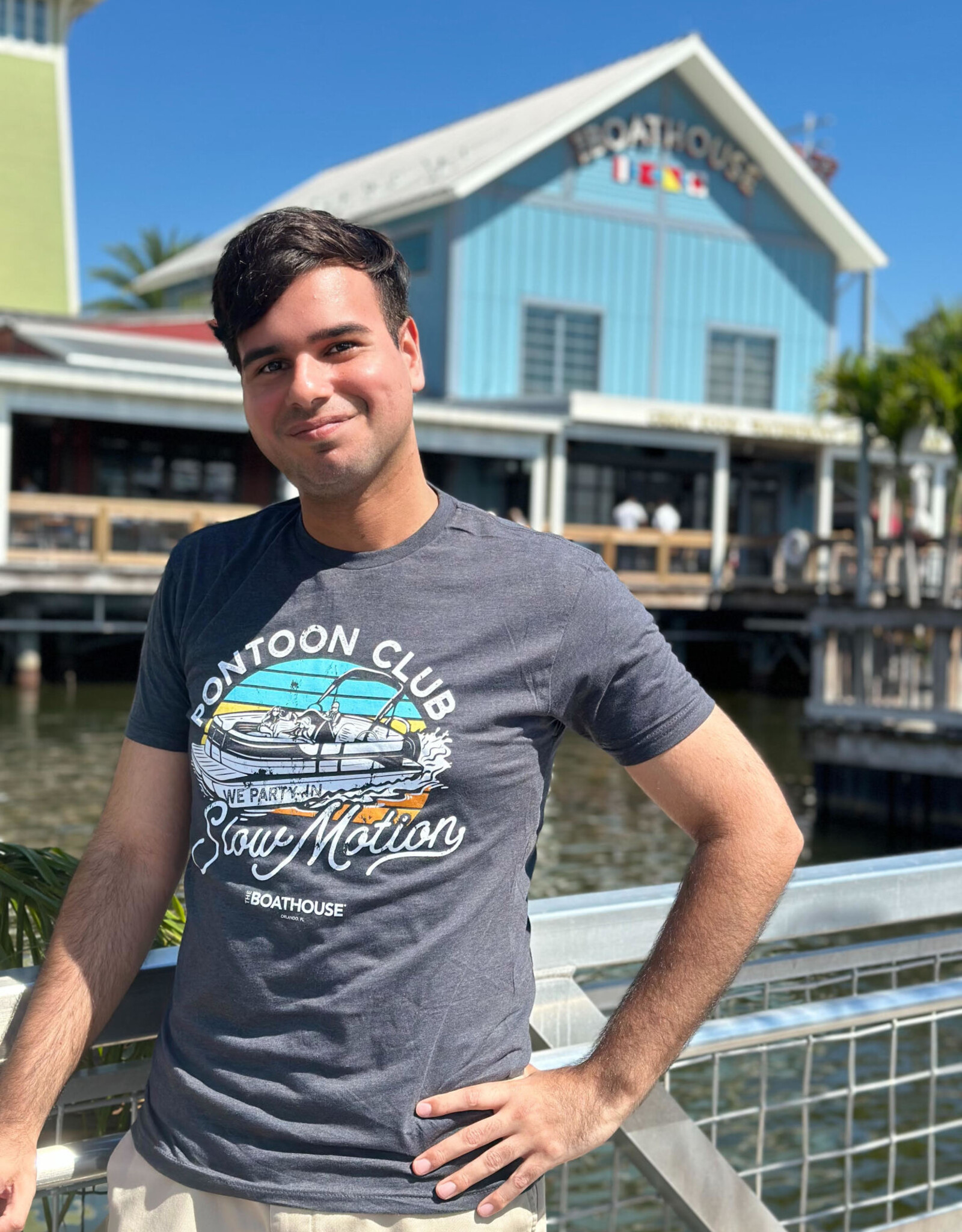 The Idea Girl PONTOON CLUB TEE