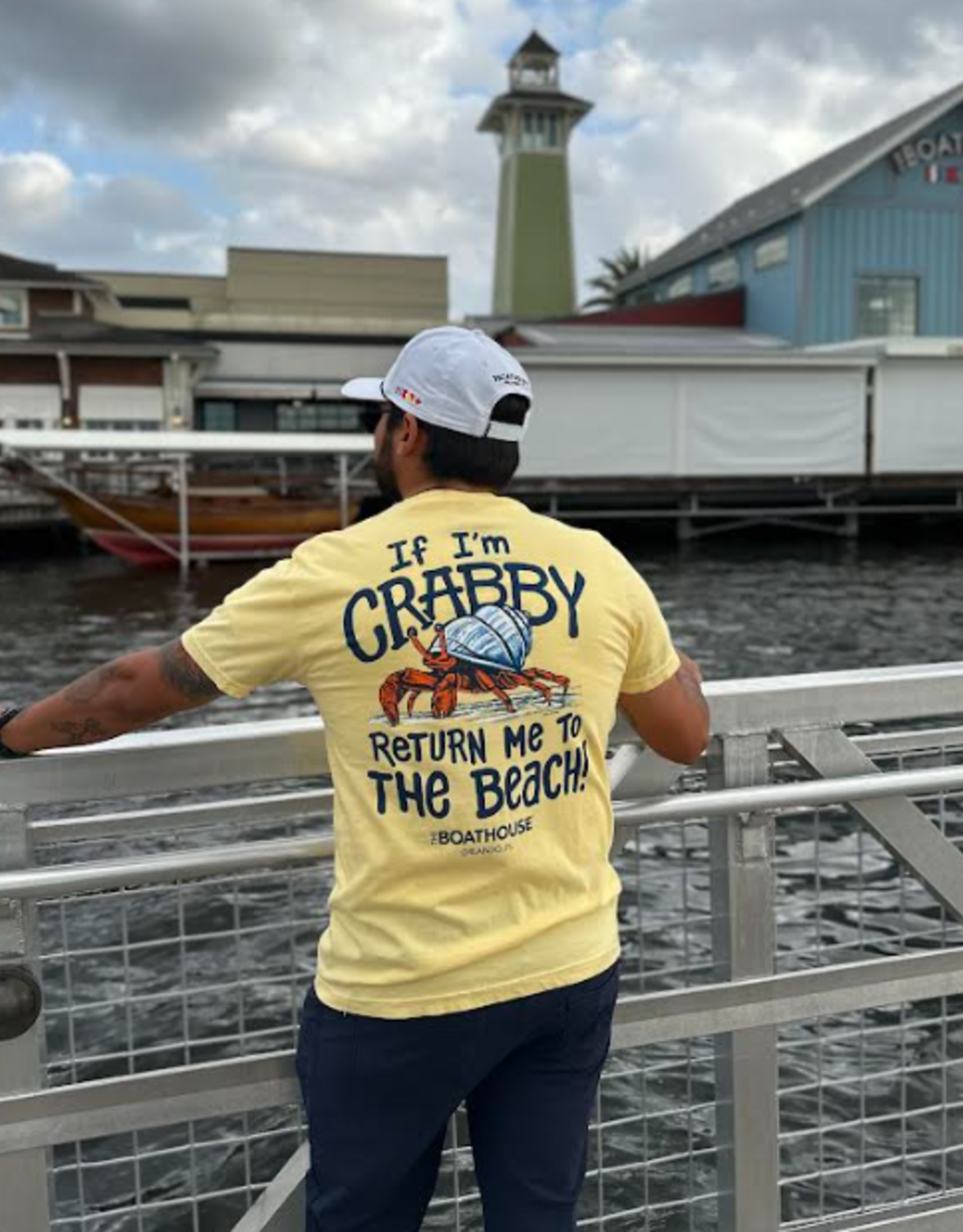 API Source CRABBY RETURN TO THE BEACH TEE