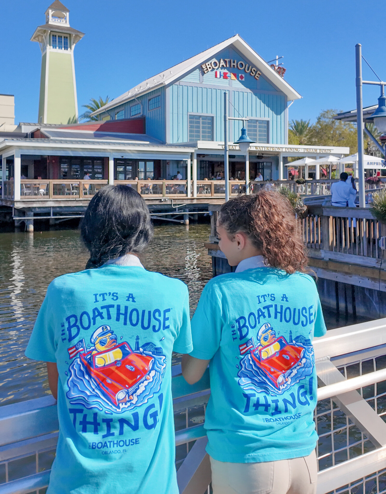 API Source BOATHOUSE THING TEE