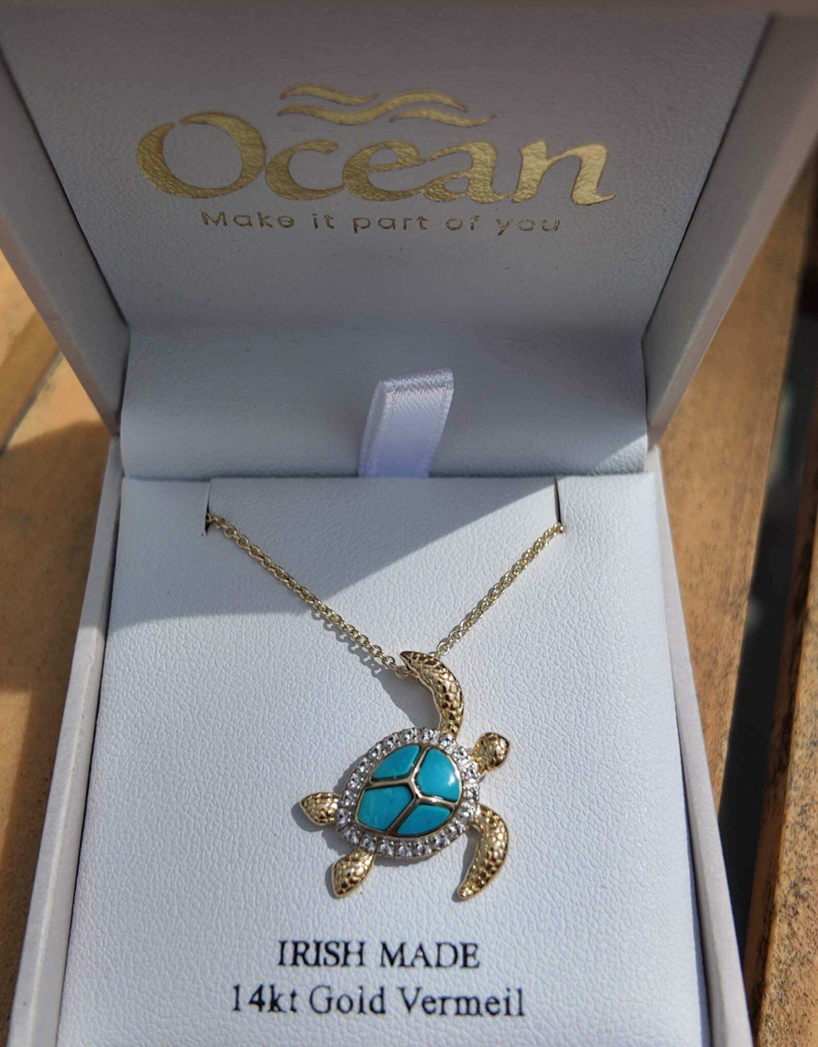FLAIRCRAFT LIMITED TURTLE NECKLACE TURQ 14KT GOLD