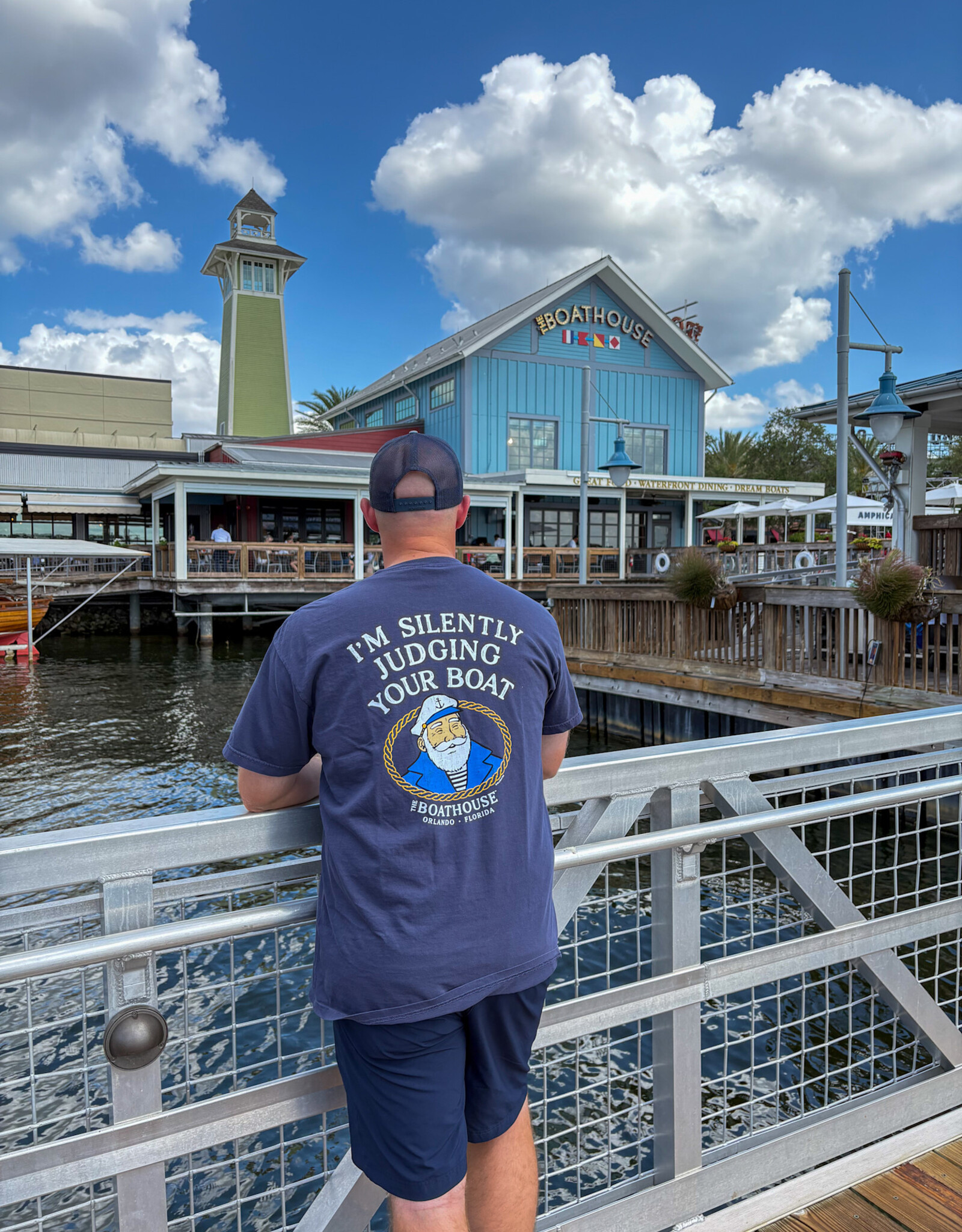 API Source JUDGING YOUR BOAT TEE