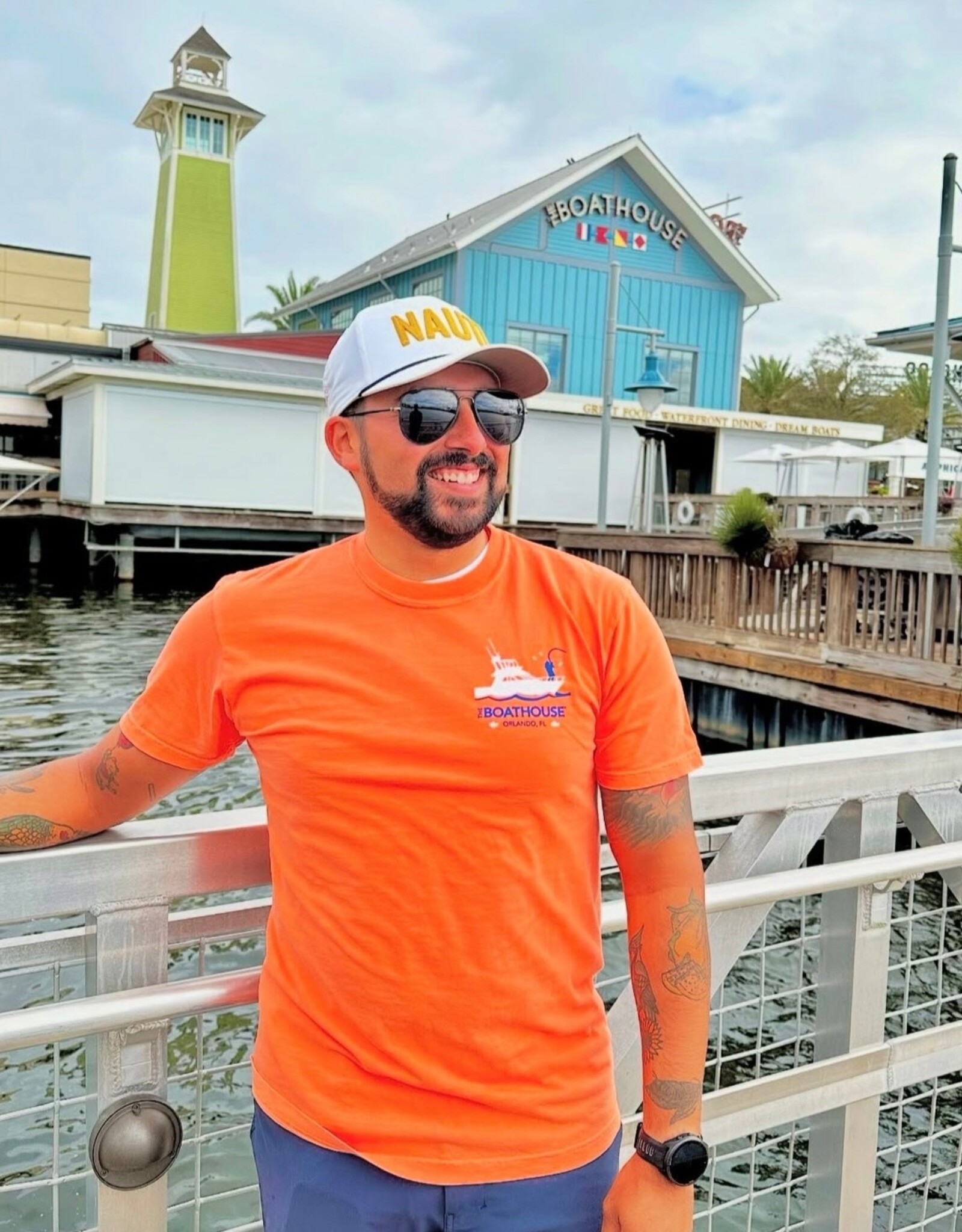 API Source GOOD DAY FISHING TEE