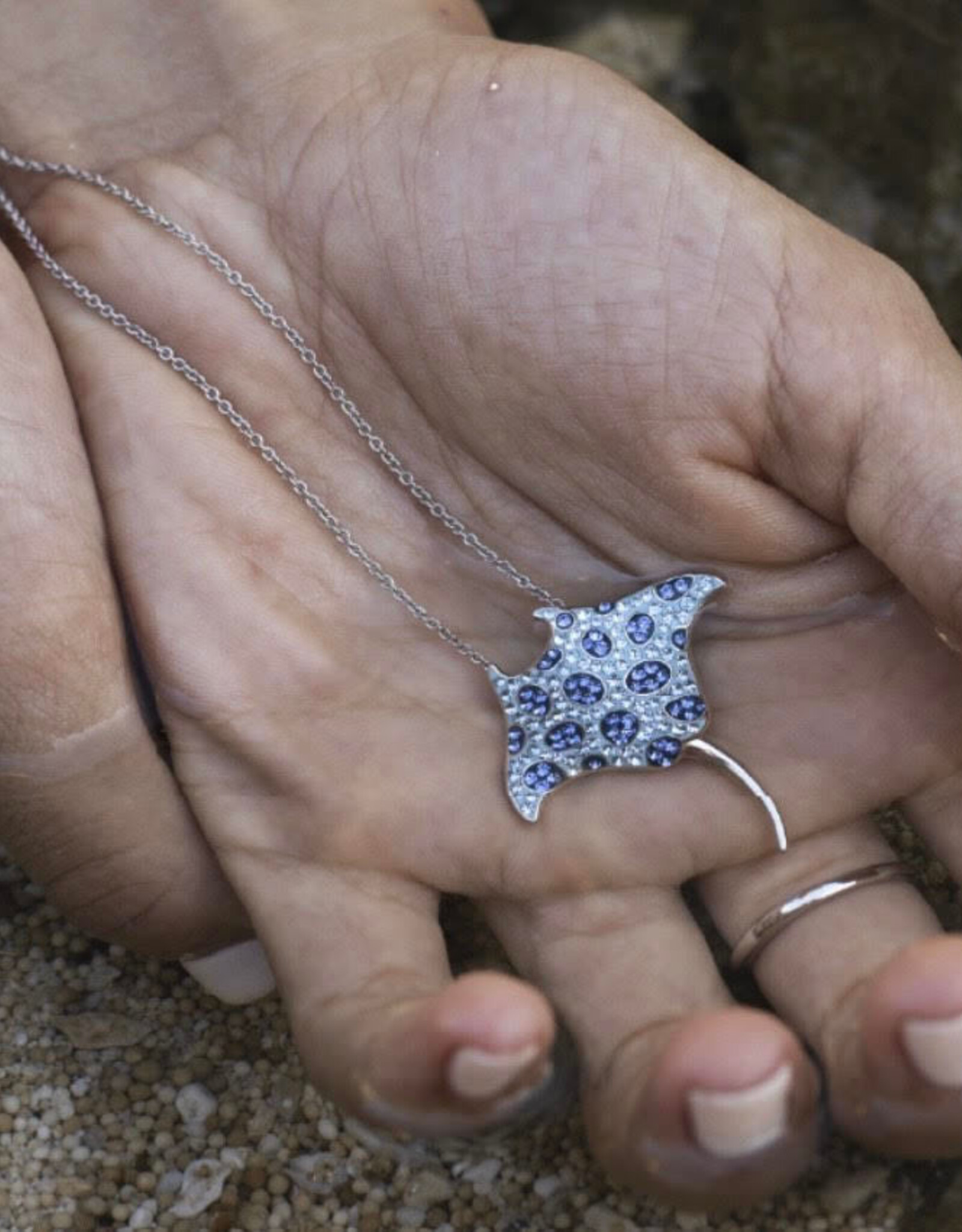 FLAIRCRAFT LIMITED STING RAY NECKLACE STERLING SILVER
