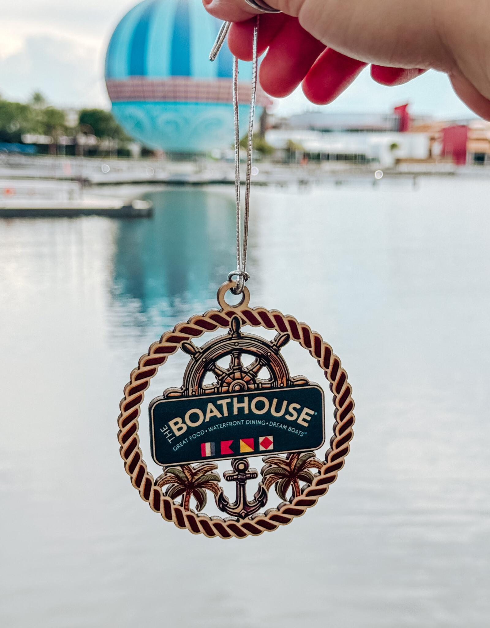 BUCKET WONDERS BOATHOUSE WOOD ORNAMENT