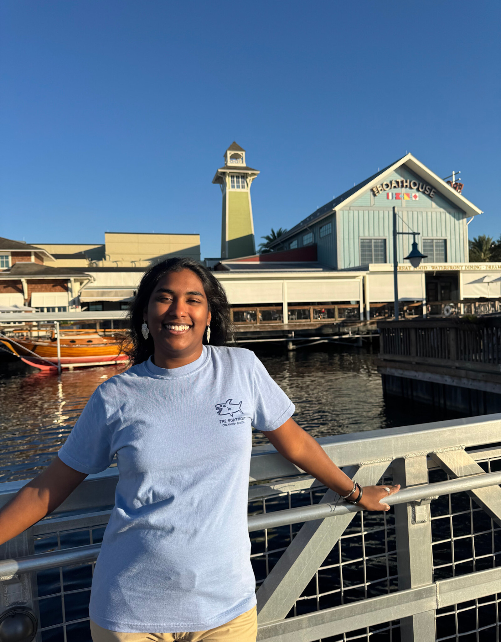 BIG HED TROUBLE SHARK TEE