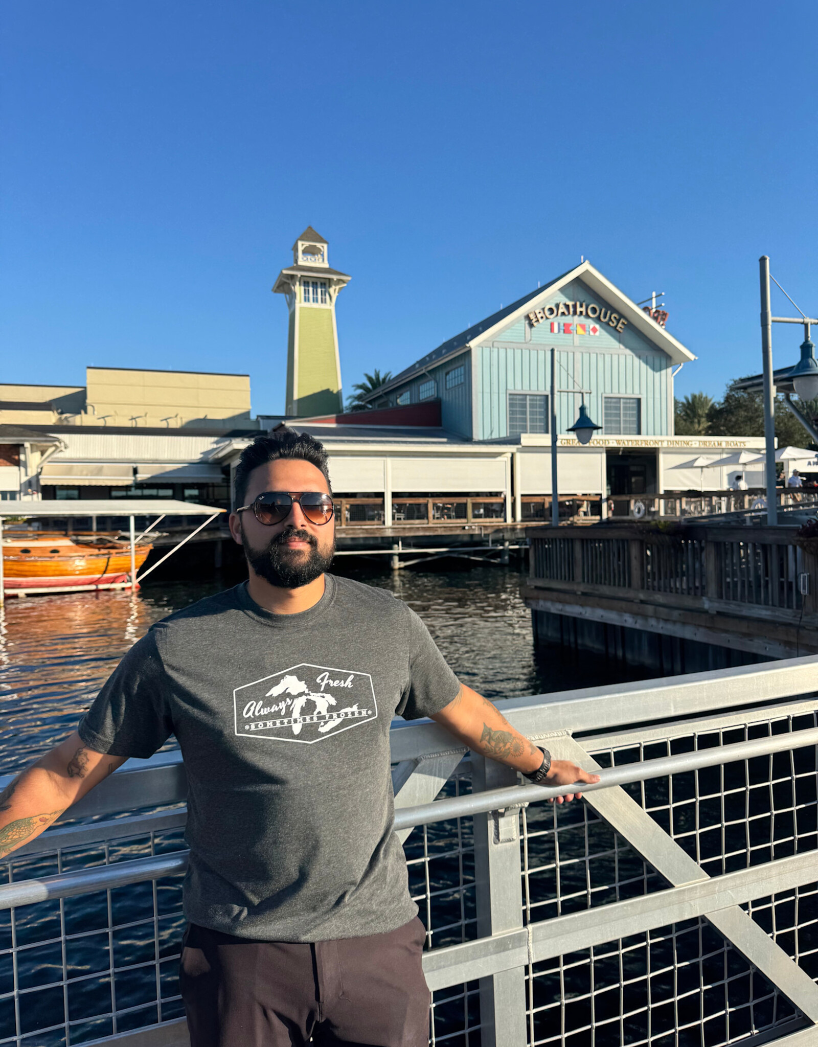 The Idea Girl GREAT LAKES ALWAYS FRESH TEE