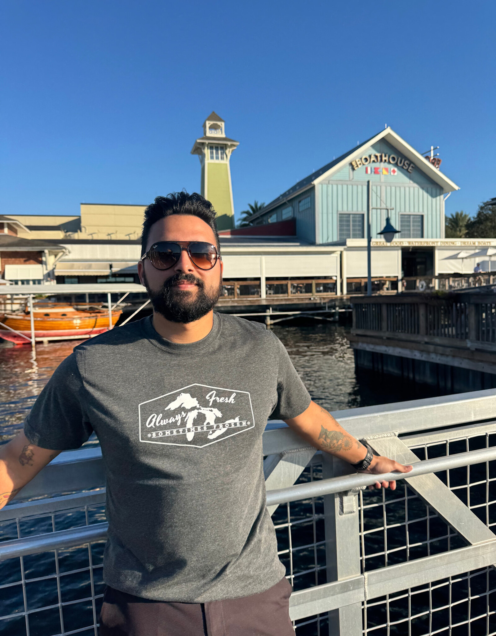 The Idea Girl GREAT LAKES ALWAYS FRESH TEE