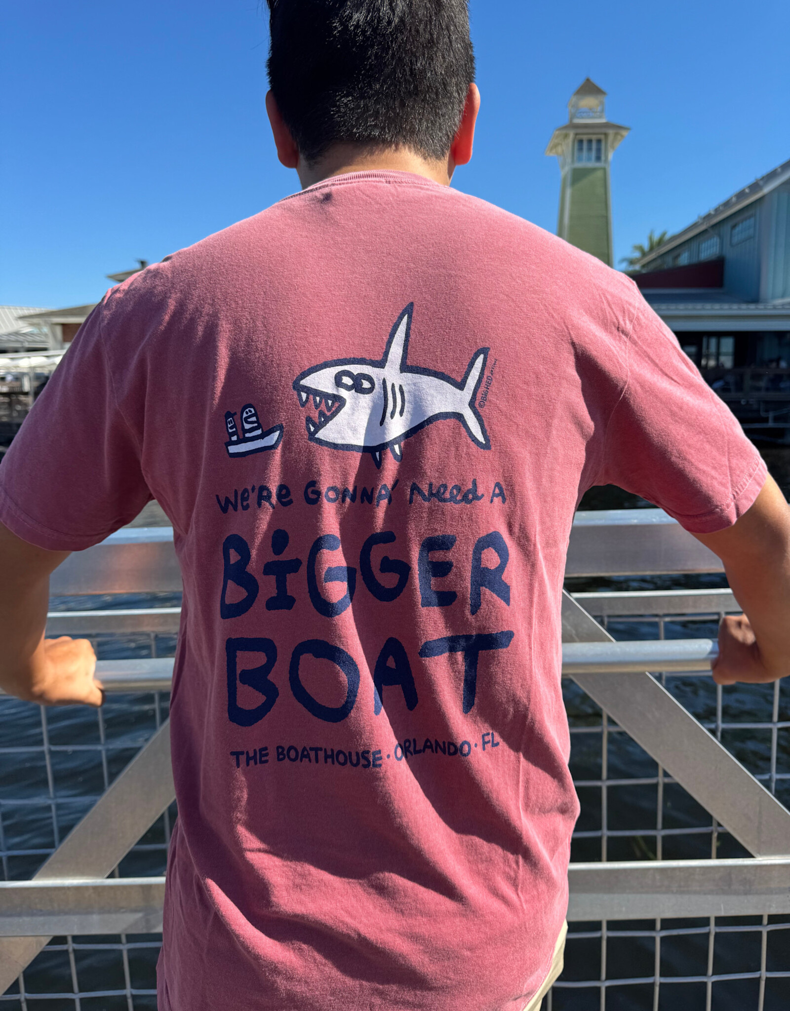 BIG HED BIGGER BOAT TEE