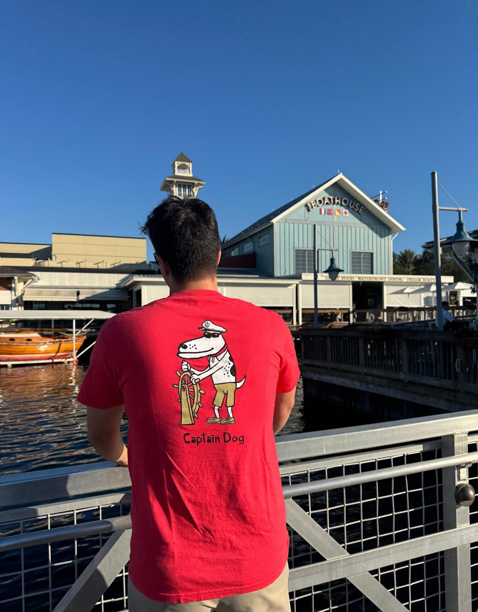 BIG HED CAPTAIN DOG TEE