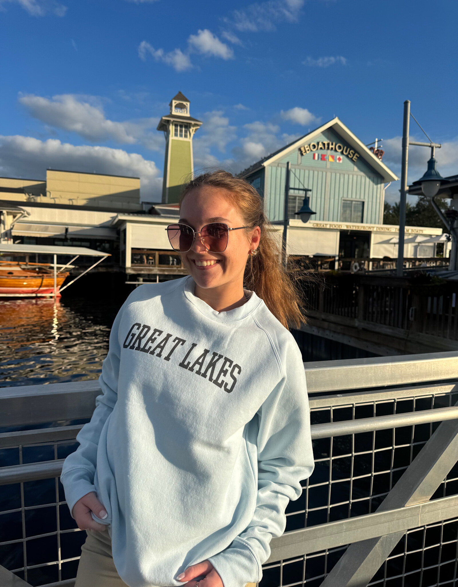The Idea Girl GREAT LAKES CREWNECK