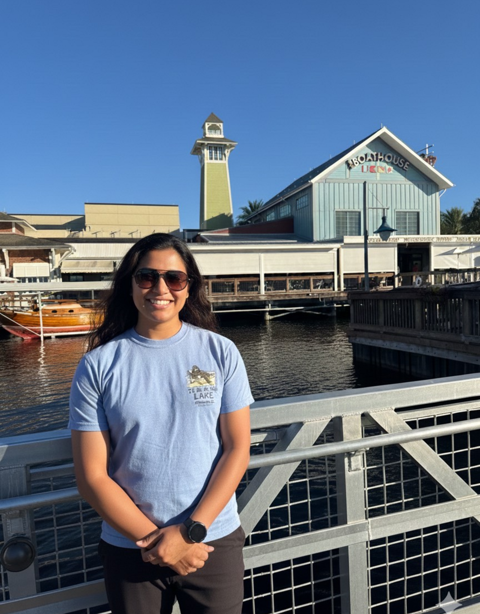 API Source LOOKING FOR YETI TEE