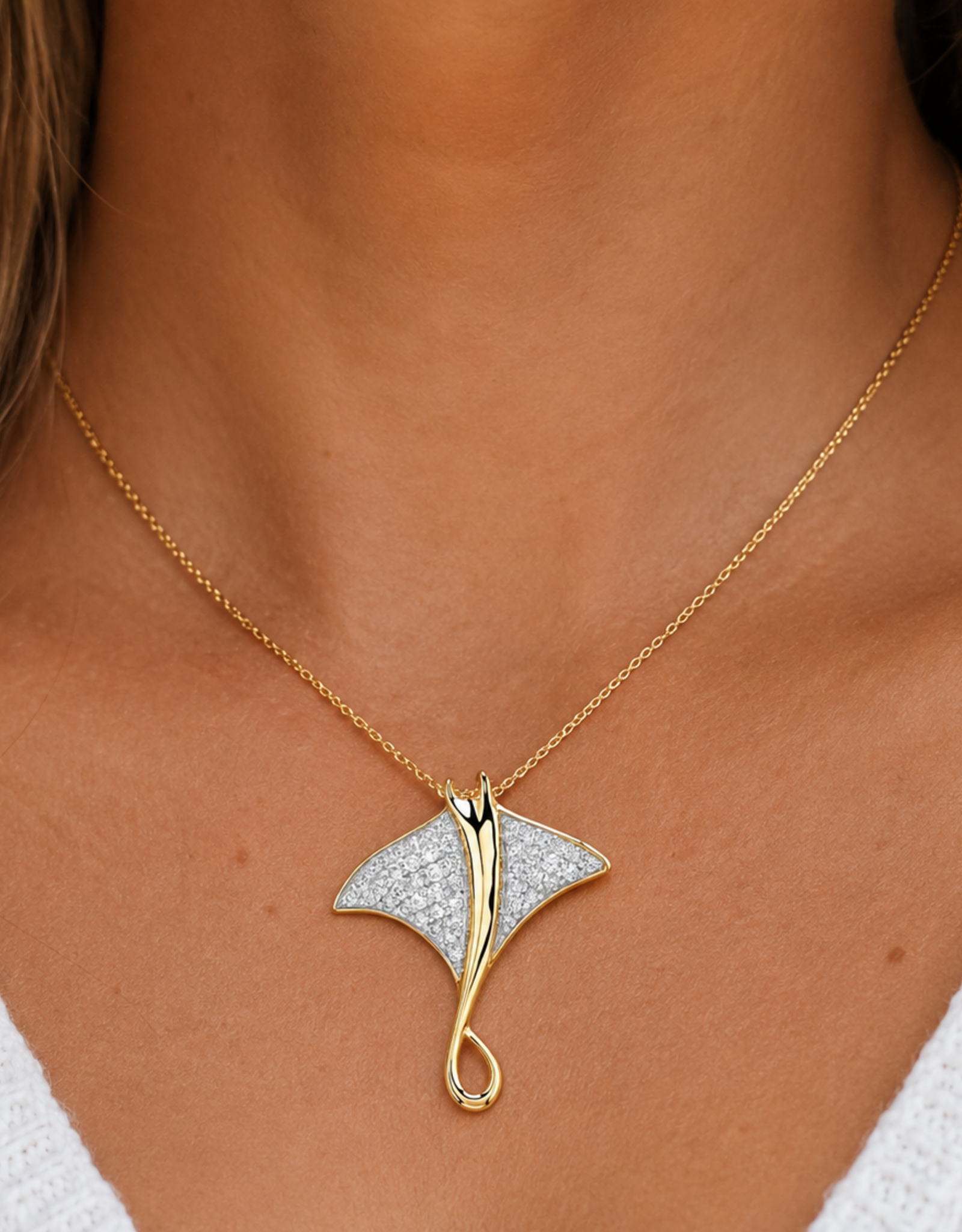 FLAIRCRAFT LIMITED FL STINGRAY W/CURVED TAIL 14K GOLD