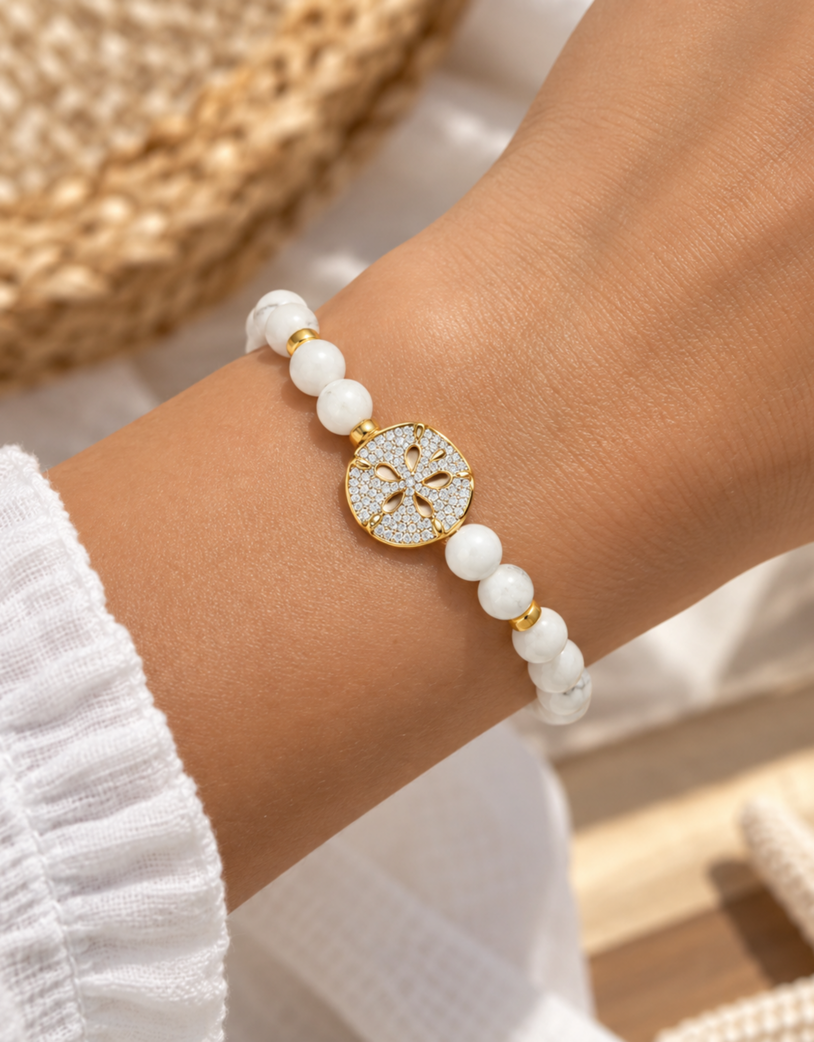 FLAIRCRAFT LIMITED SAND DOLLAR BRACELET WHITE AGATE 14KT GOLD
