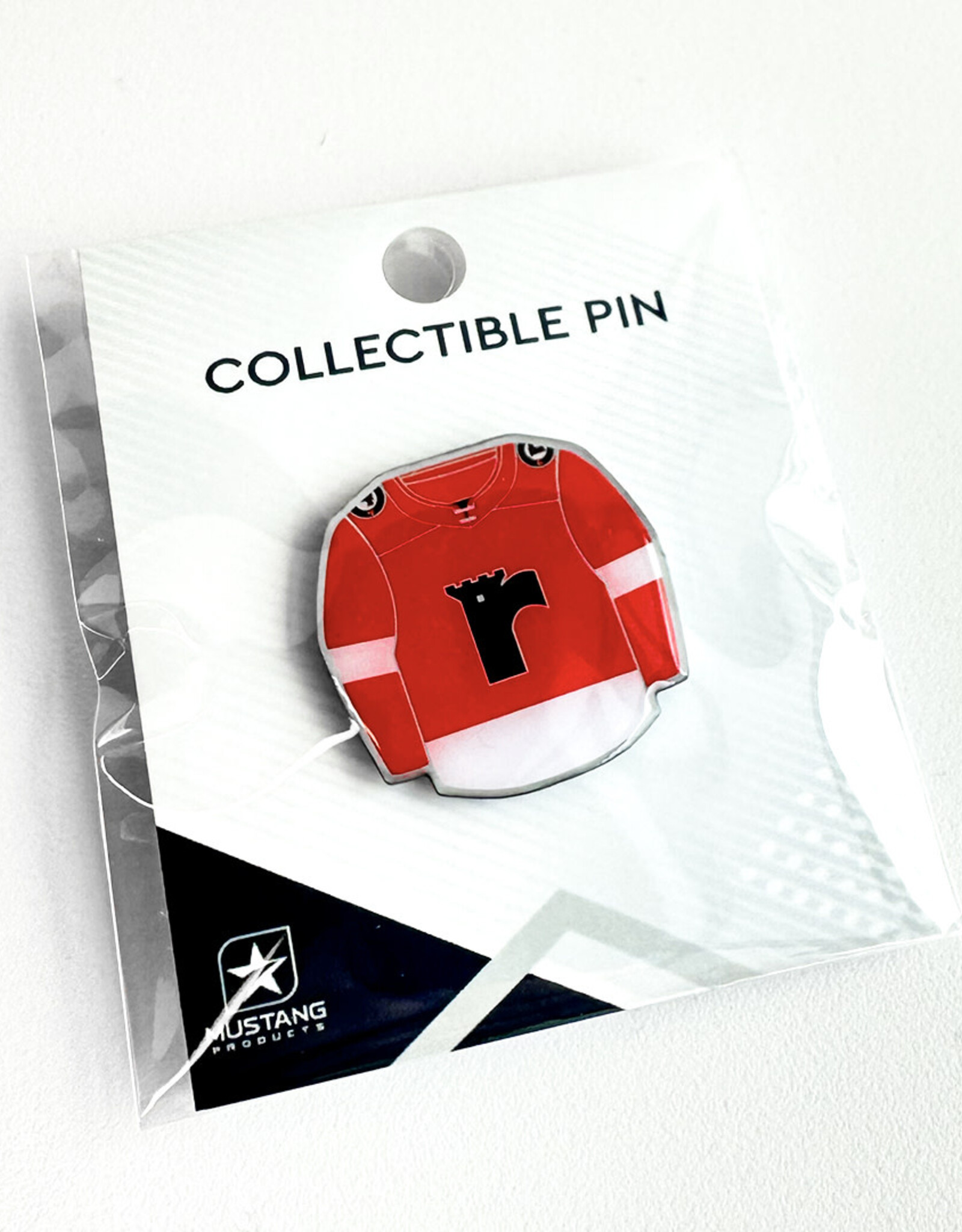 Epinglette Mustang Chandail Rouge