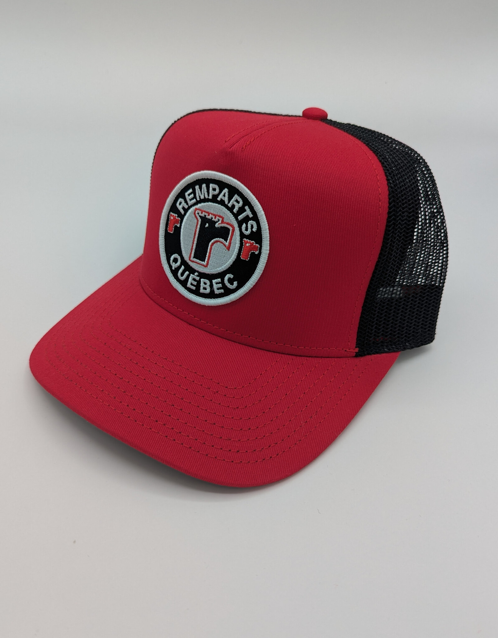 Casquette Rouge Filet Noir