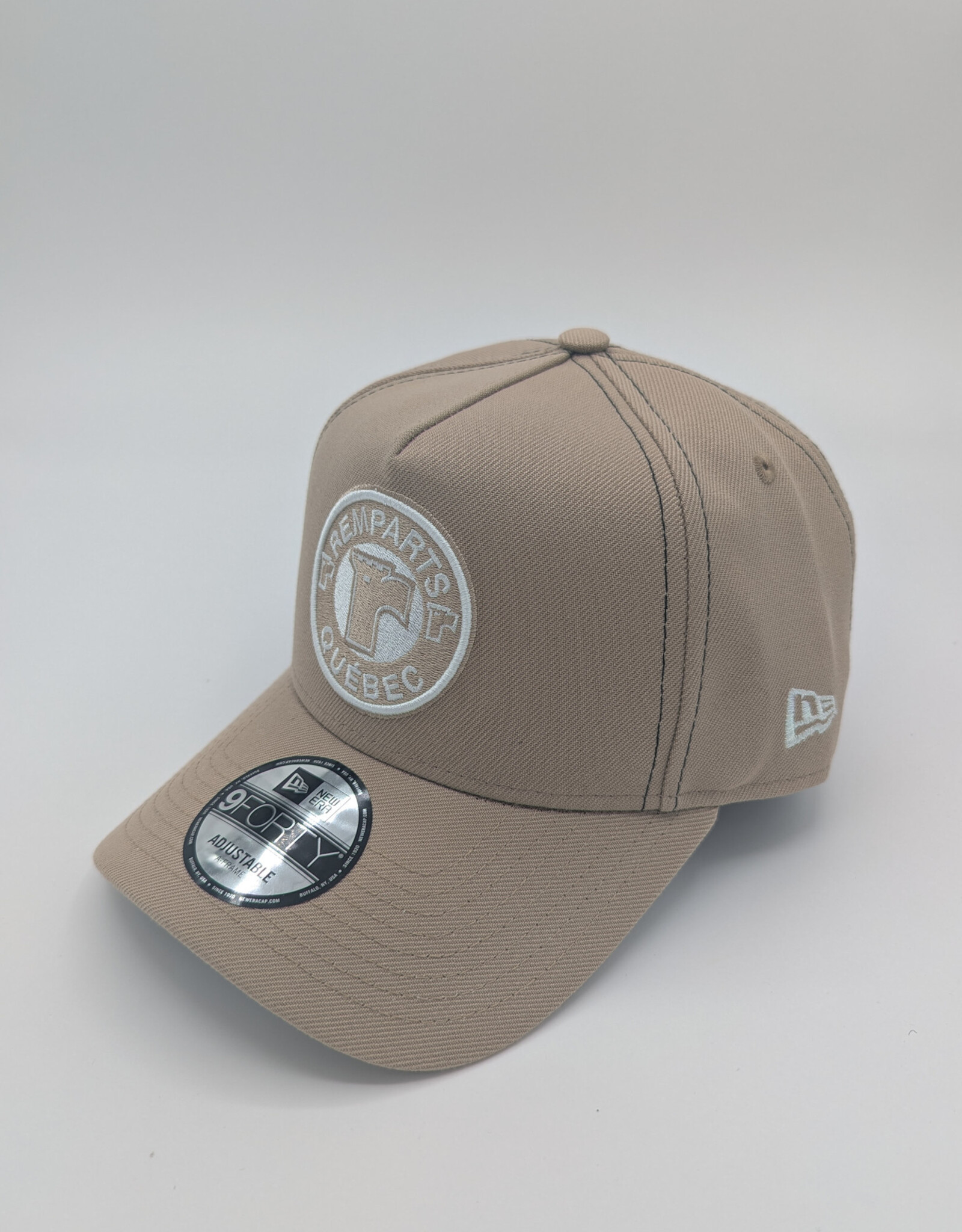 Casquette Beige Logo Blanc