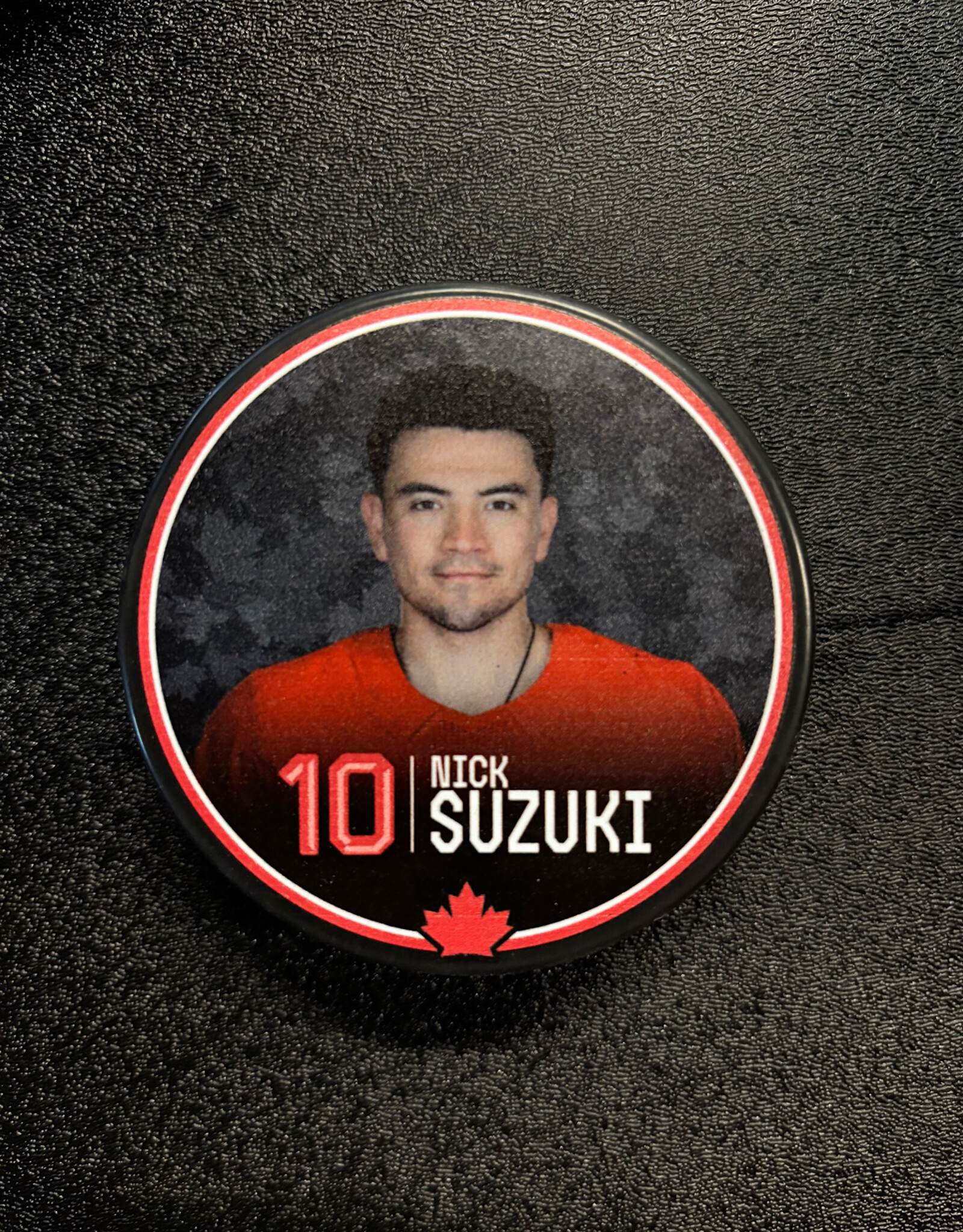Rondelle Nick Suzuki Team Canada
