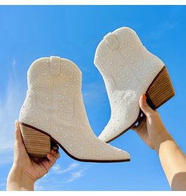 Diva Pearl Booties