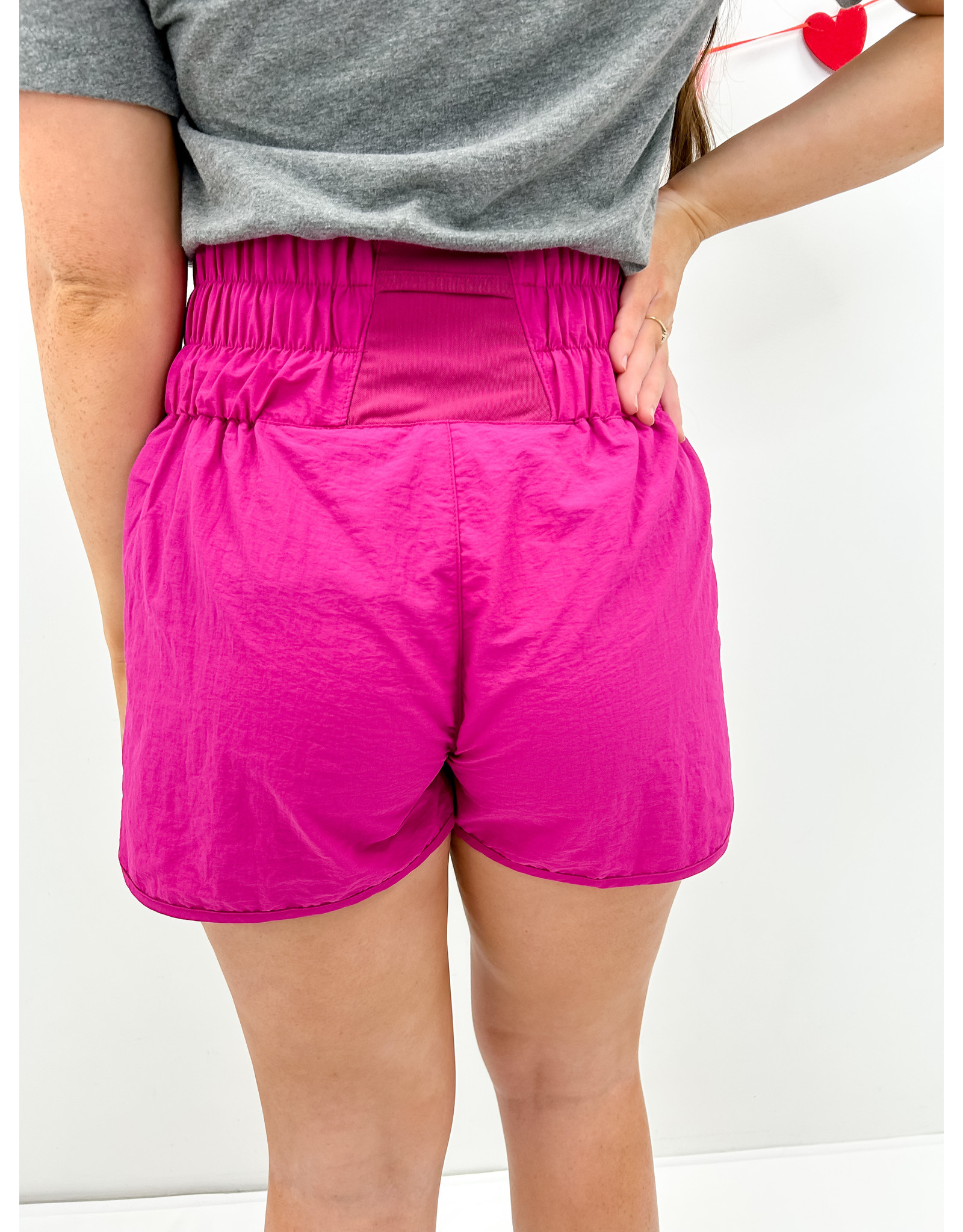 Windbreaker Shorts - Magenta