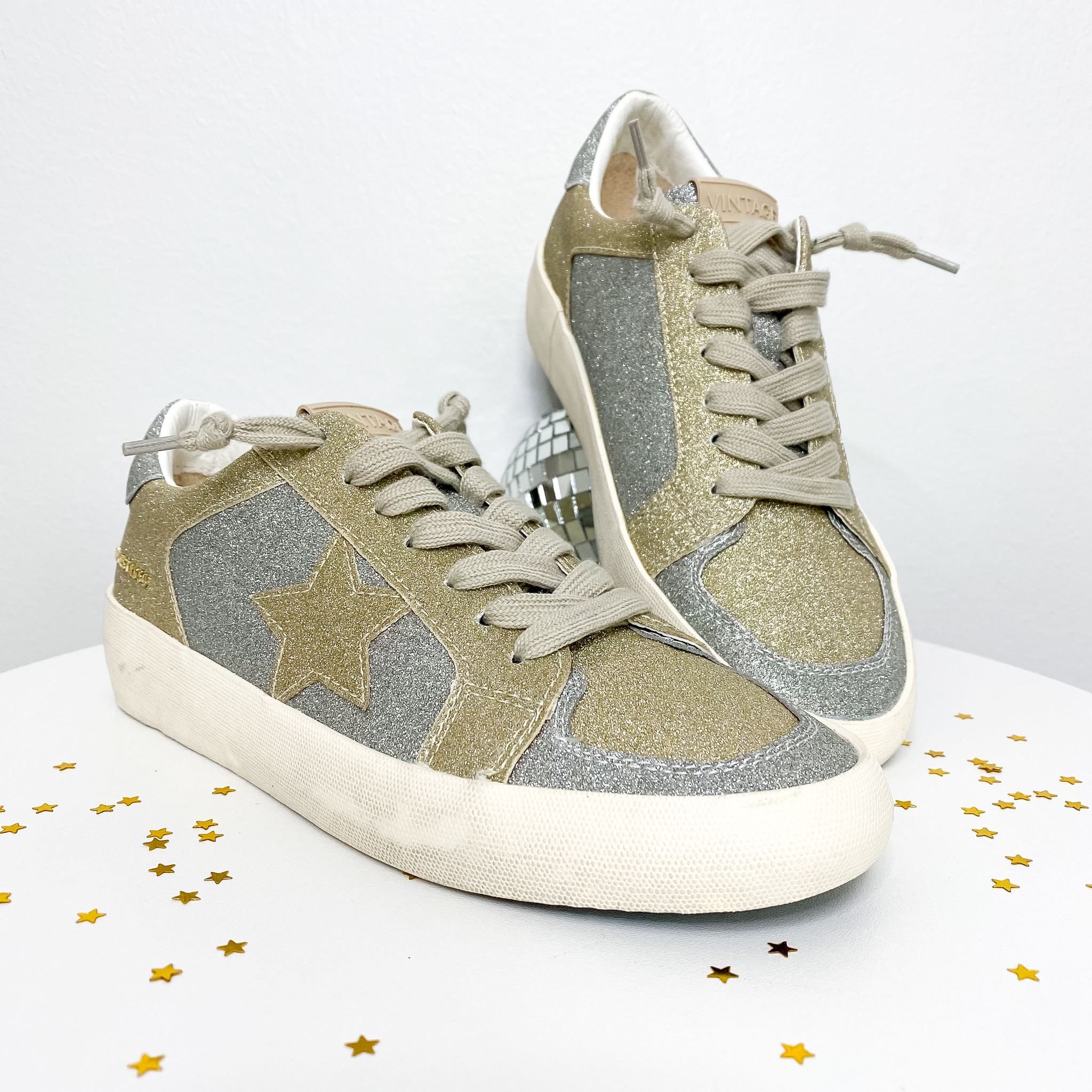 Mayo Glitter Sneakers in Gold Gold / 9