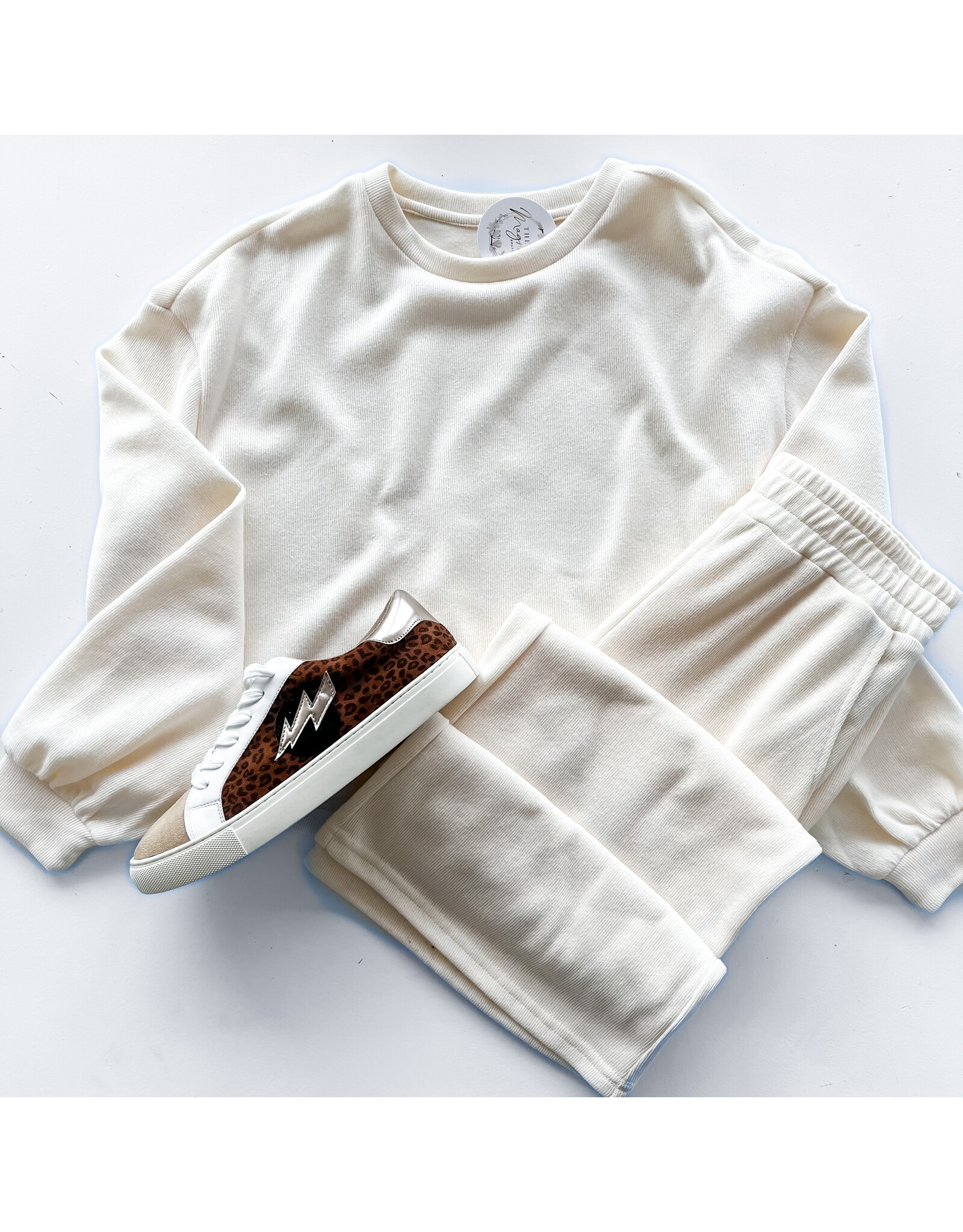 Cream Round Neck Sweatshirt Pants Set