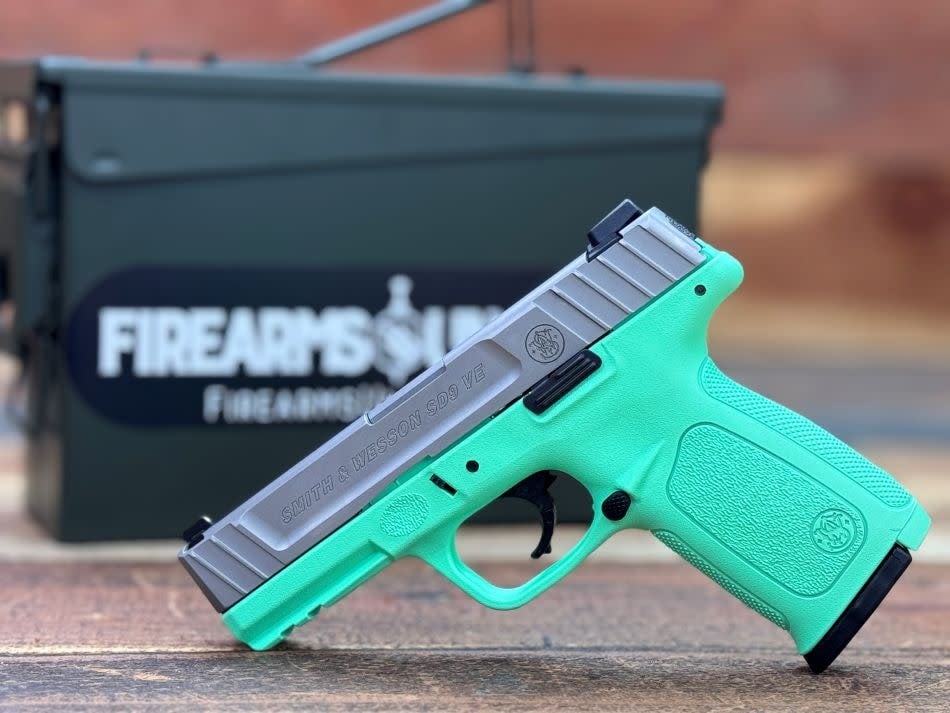 Smith & Wesson, SD9VE, 9MM, 4", 16RD, Cerakote_Island Green