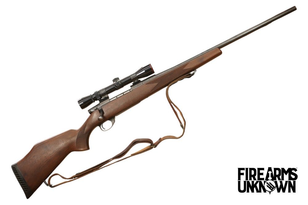 Weatherby Vanguard  VGS, 24", 300 WinMag Rifle (USED) W/ Scope & Rifle Soft Case