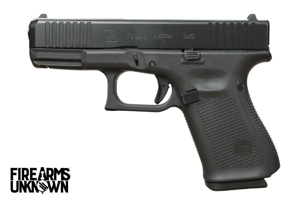 Glock, 19 Gen 5 (AUS), 9mm, 4", BLK, (3) 10RD Pistol (USED)
