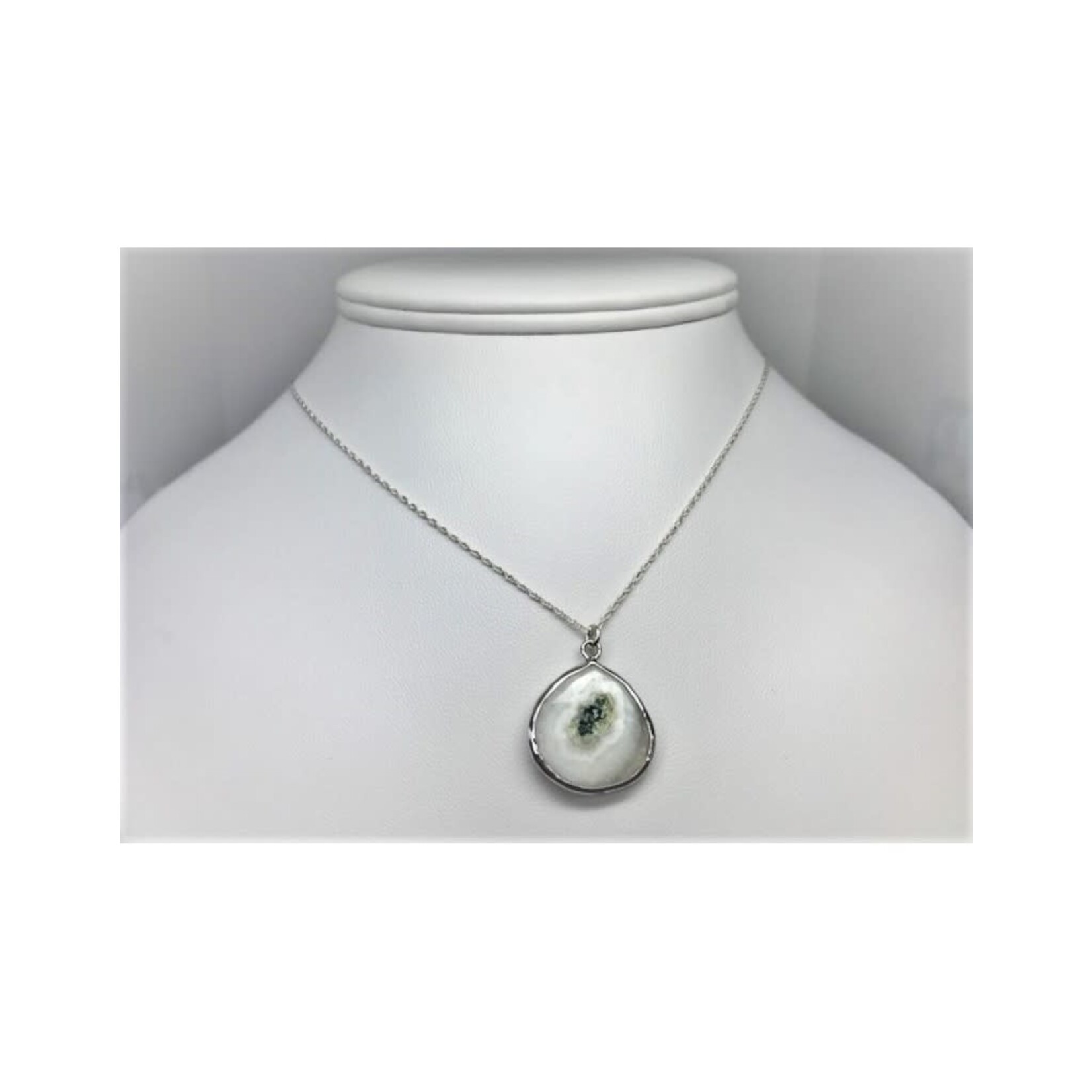 Solar Quartz Pendant Necklace - Silver