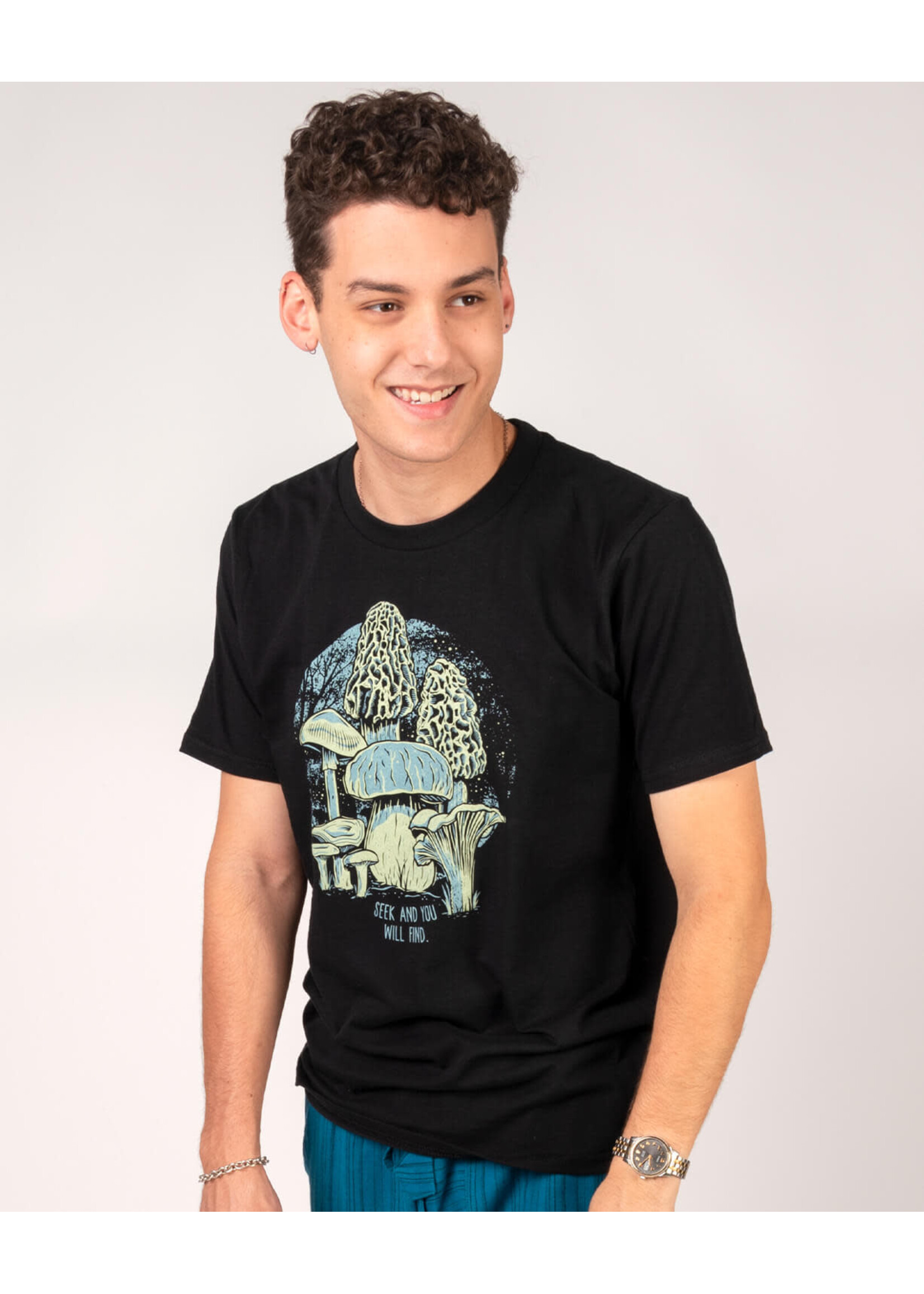 Soul Flower Organic T-Shirt Mushroom Forager