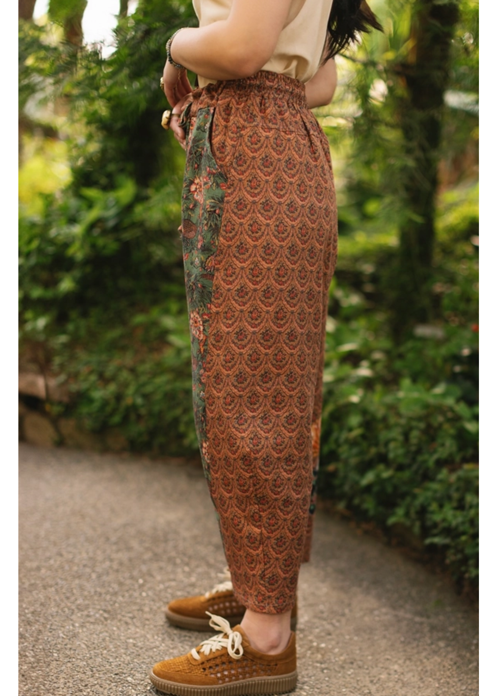 Market of Stars Secret Garden Boho Linen Cropped Printed Artist Pants