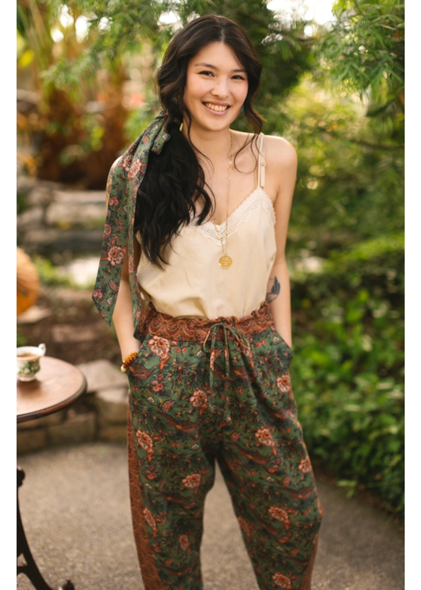 Market of Stars Secret Garden Boho Linen Cropped Printed Artist Pants