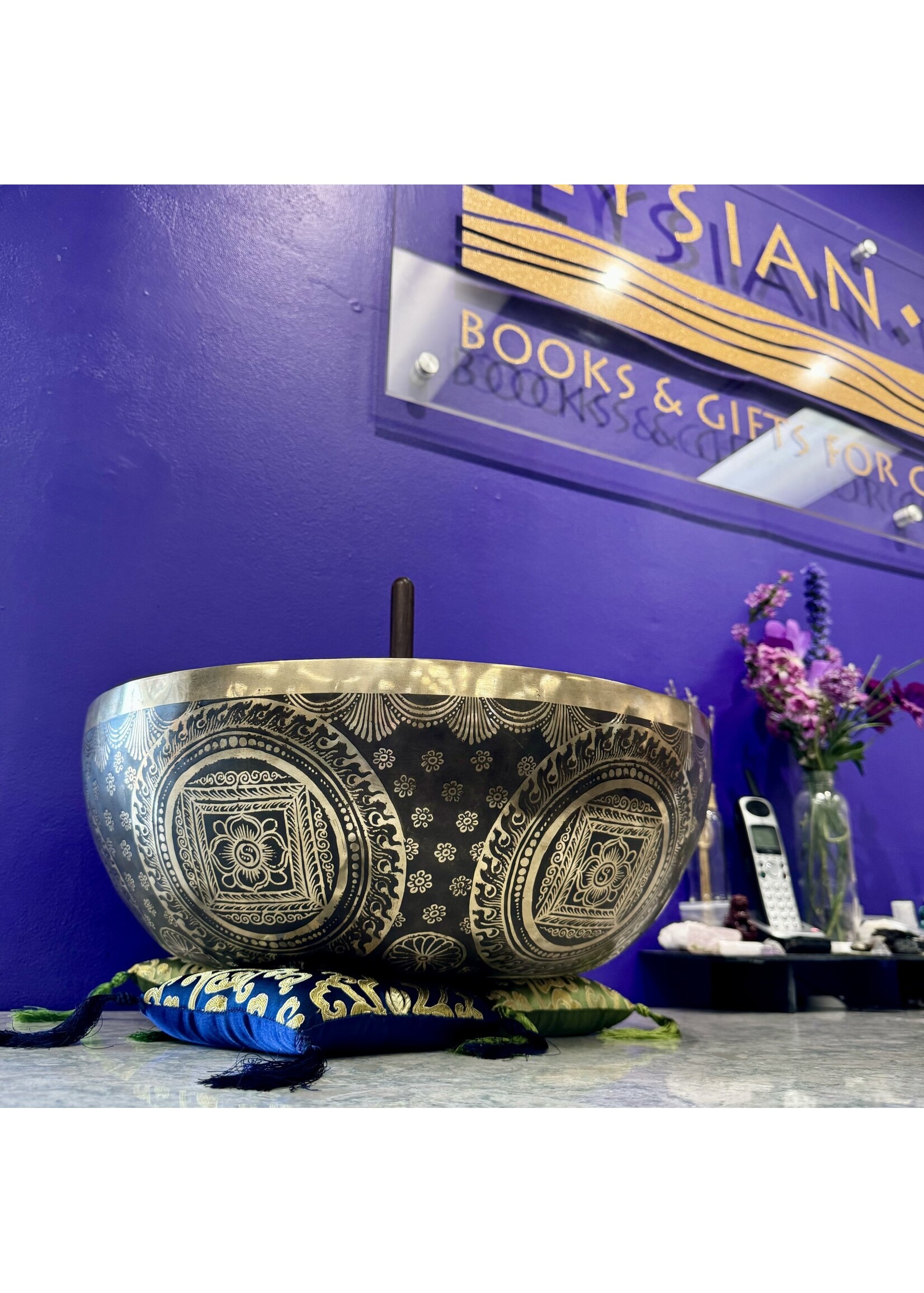 Tibetan Singing Bowl - 18" w / Mallet