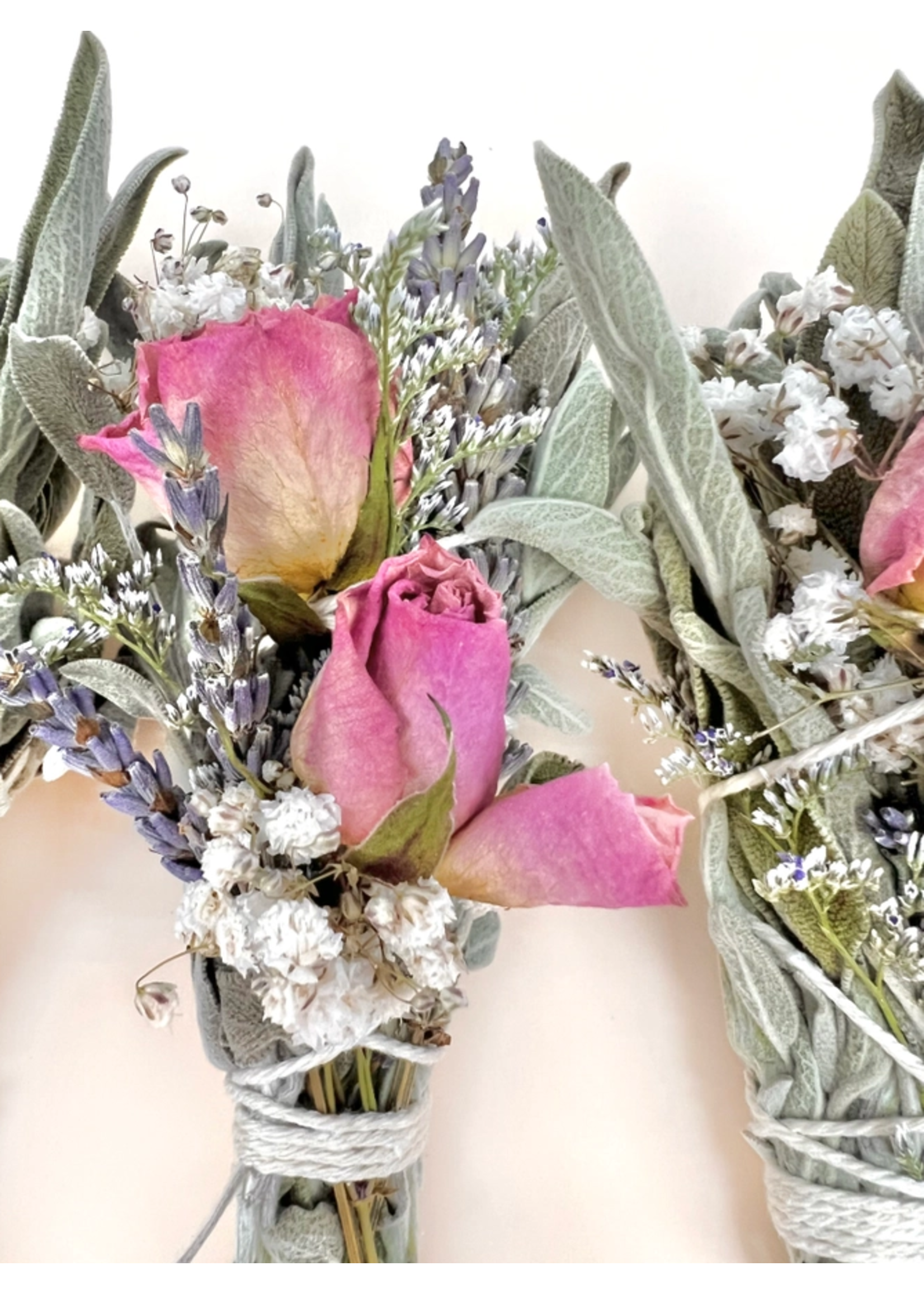 MAGIC RITUALS Smoke Cleansing Mini Sage Smudge Bundle